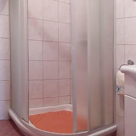 Nette Ferienwohnung In Mit Grosser Terrasse Und Panoramablick Apartamento