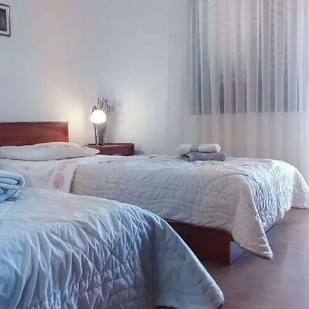 Nette Ferienwohnung In Mit Grosser Terrasse Und Panoramablick